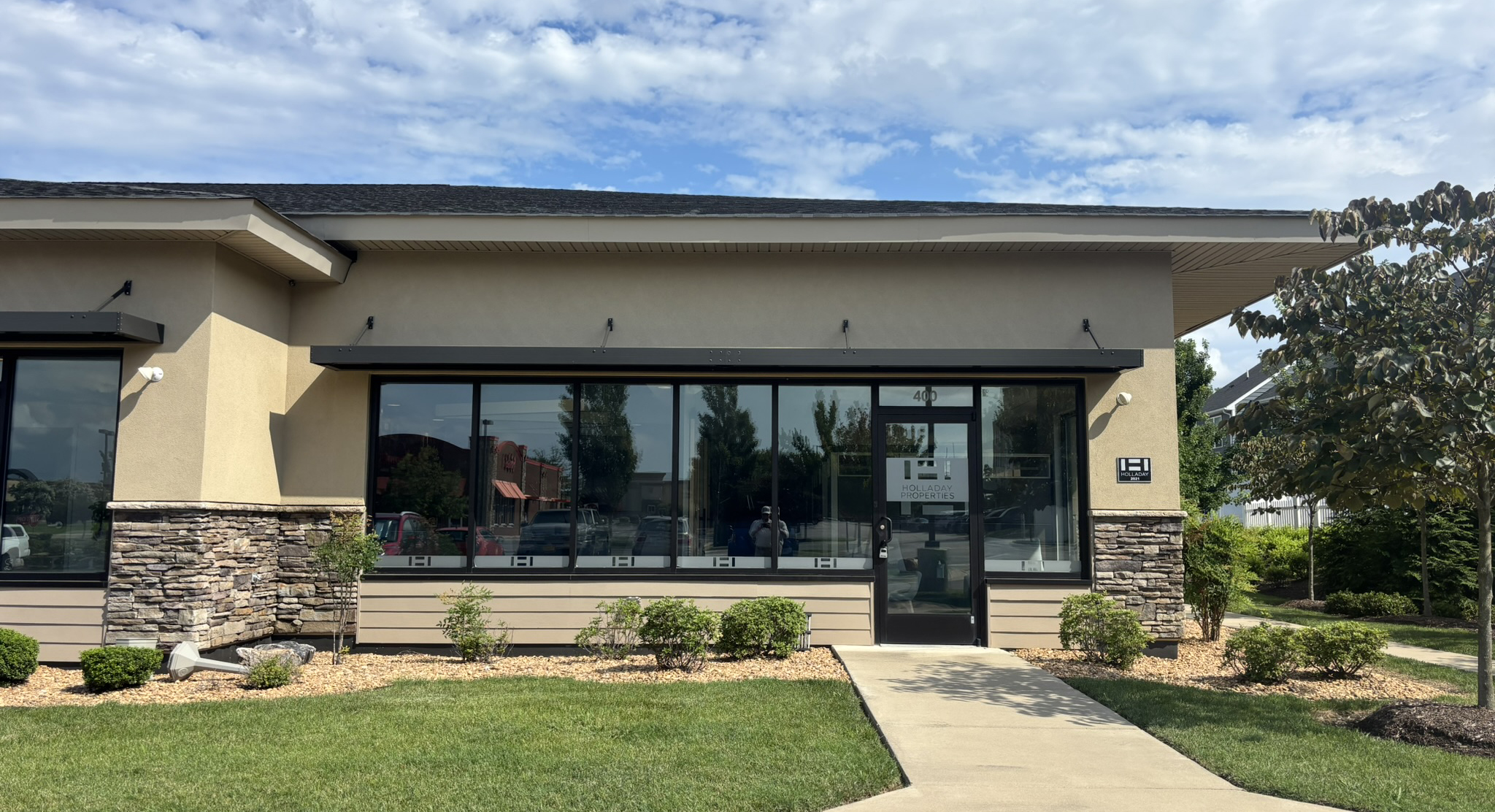 11601 Lakeridge Parkway